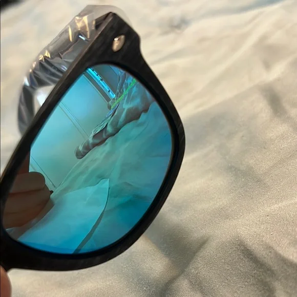 Shady Rays Blue Sunglasses - Picture 7 of 10